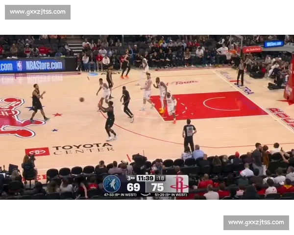 火箭对阵森林狼直播视频全程回放与精彩瞬间解析赛后战术亮点集锦